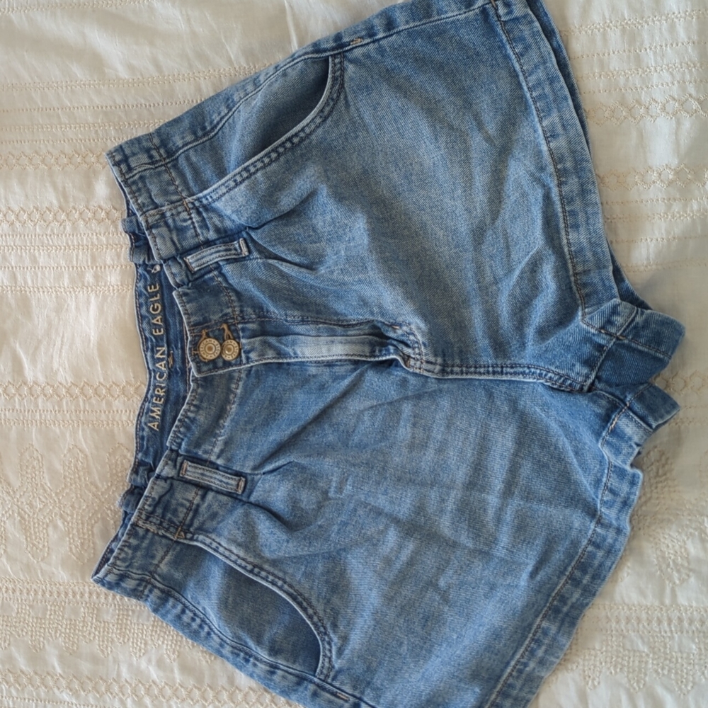 American Eagle high waisted denim shorts